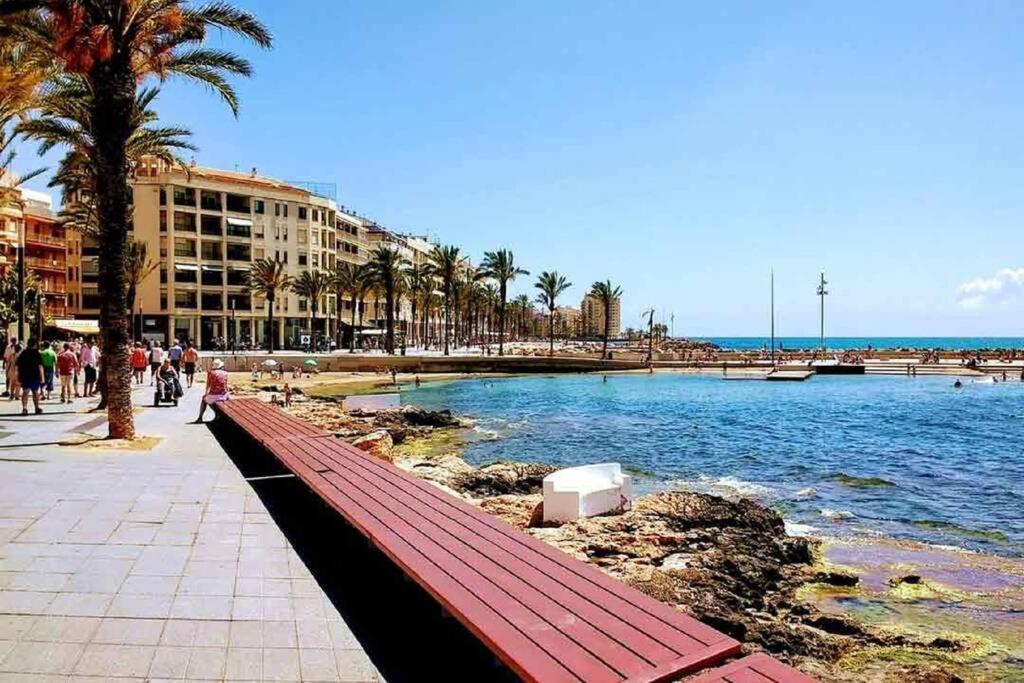 Brilliant Apartment Cibeles ตอร์เรเวียคา ภายนอก รูปภาพ