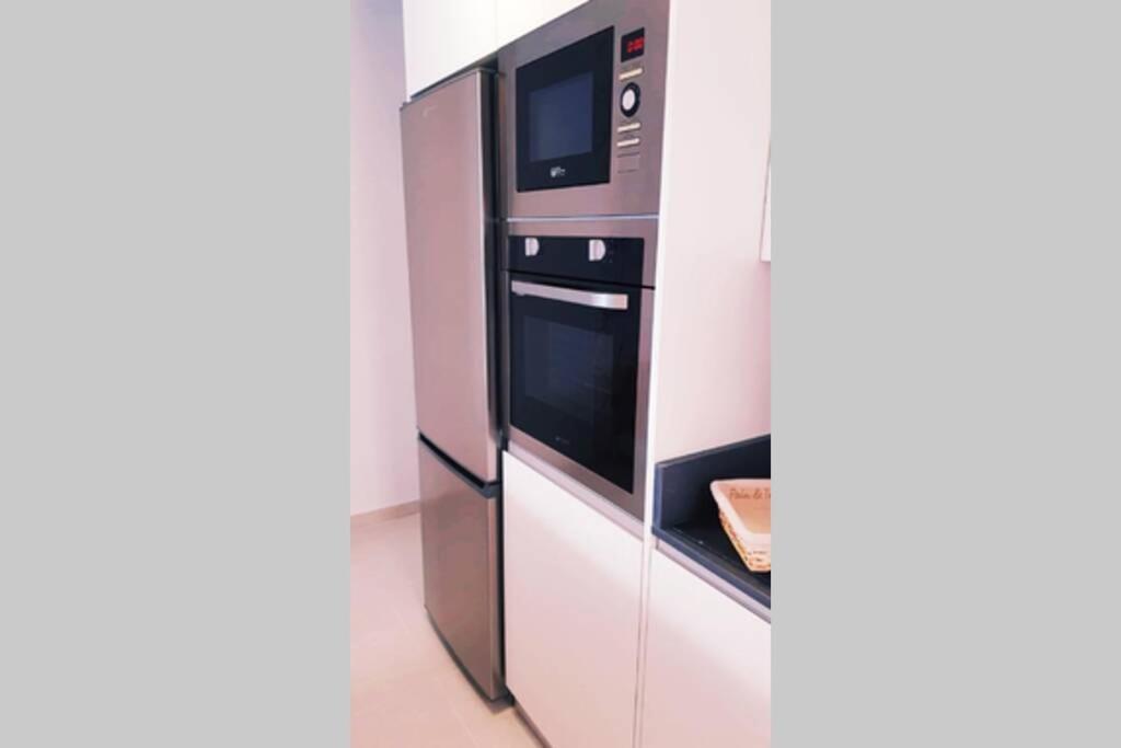 Brilliant Apartment Cibeles ตอร์เรเวียคา ภายนอก รูปภาพ