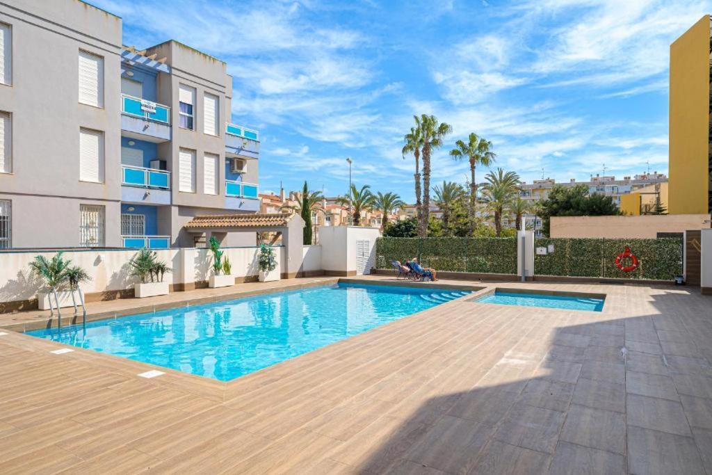 Brilliant Apartment Cibeles ตอร์เรเวียคา ภายนอก รูปภาพ